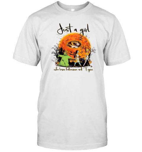 Just A Girl Who Love Halloween And Missouri Tigers Football T- Classic Men's T-shirt