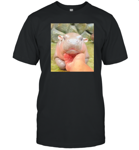 Moo Deng bouncy pig in Thai graphic T-Shirt