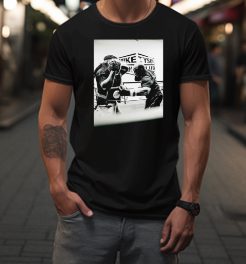 Mike Tyson Tenderizing Ribs Boxing Retro T-Shirt