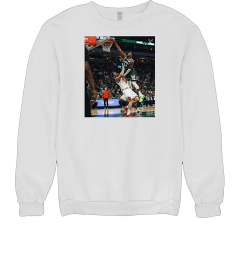 Milwaukee Bucks Giannis Antetokounmpo Frame It Poster T- Unisex Sweatshirt