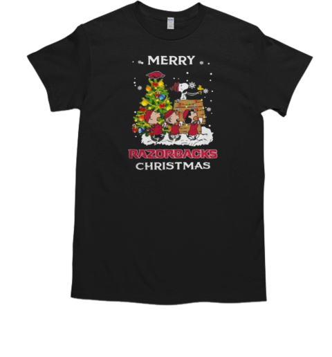 2024 Arkansas Razorbacks Snoopy And Friends Merry Christmas T-Shirt