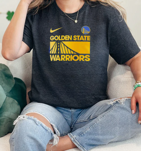 Golden State Warriors courtside this is our year T- Classic Women's T-shirt