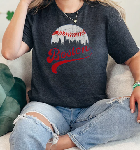 Nice Retro Skyline Boston Baseball T- Classic Women's T-shirt