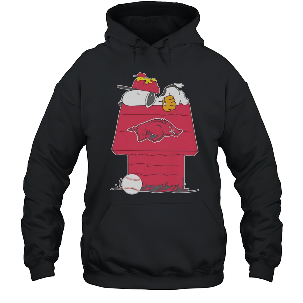 Snoopy And Woodstock Sleeping Dog House Arkansas Razorbacks Shirt Unisex Hoodie