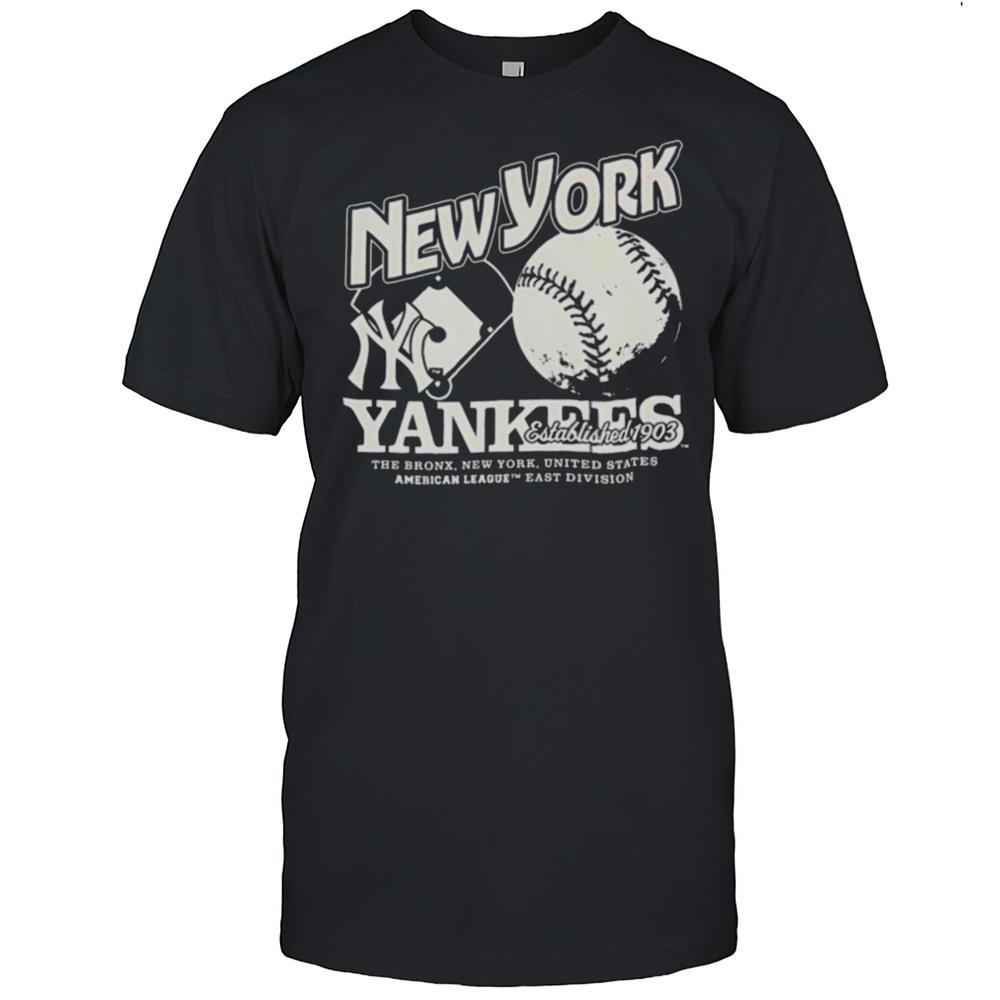 New York Yankees Wordmark Logo Graphic Shirt
