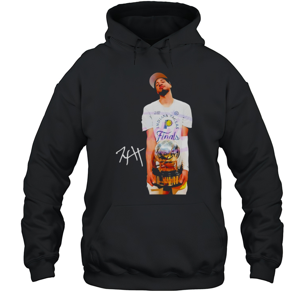 Tyrese Haliburton Holding Trophy Indiana Pacers 2025 NBA Finals Signature Shirt Unisex Hoodie