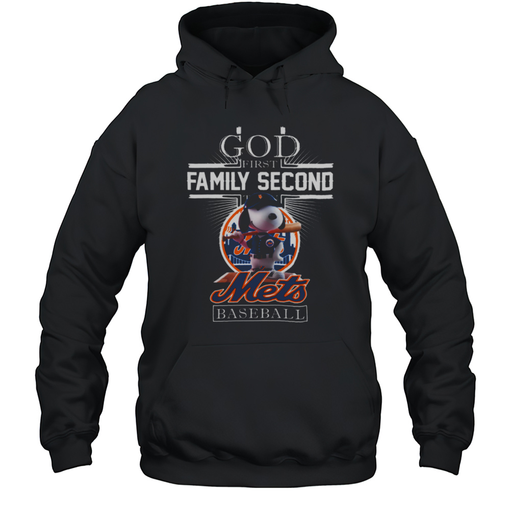 Snoopy God First Family Second Then New York Mets Baseball T Shirt Unisex Hoodie