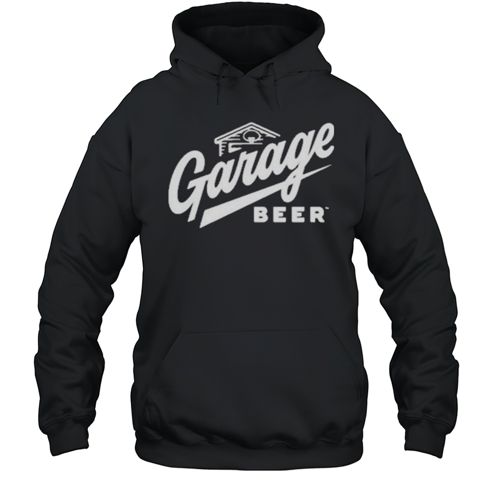 Travis Kelce Wearing Garage Beer T-Shirt Unisex Hoodie