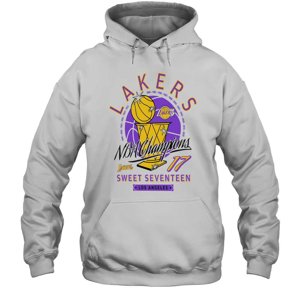 Los Angeles Lakers NBA Champions Sweet Seventeen Golden Trophy Shirt Unisex Hoodie