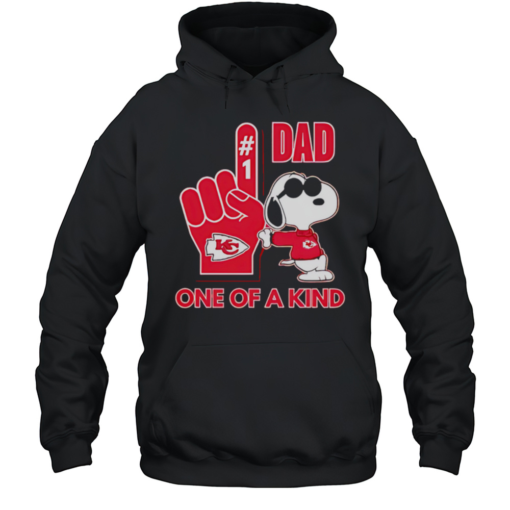 Snoopy Kansas City Chiefs 1 DAD One Of A Kind Shirt Unisex Hoodie