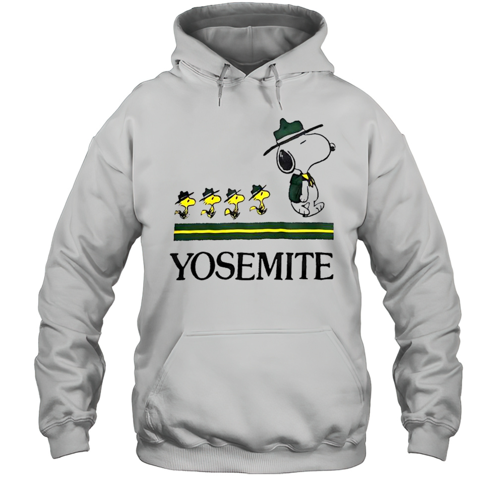 Happy Snoopy Yosemite Vintage T-Shirt Unisex Hoodie